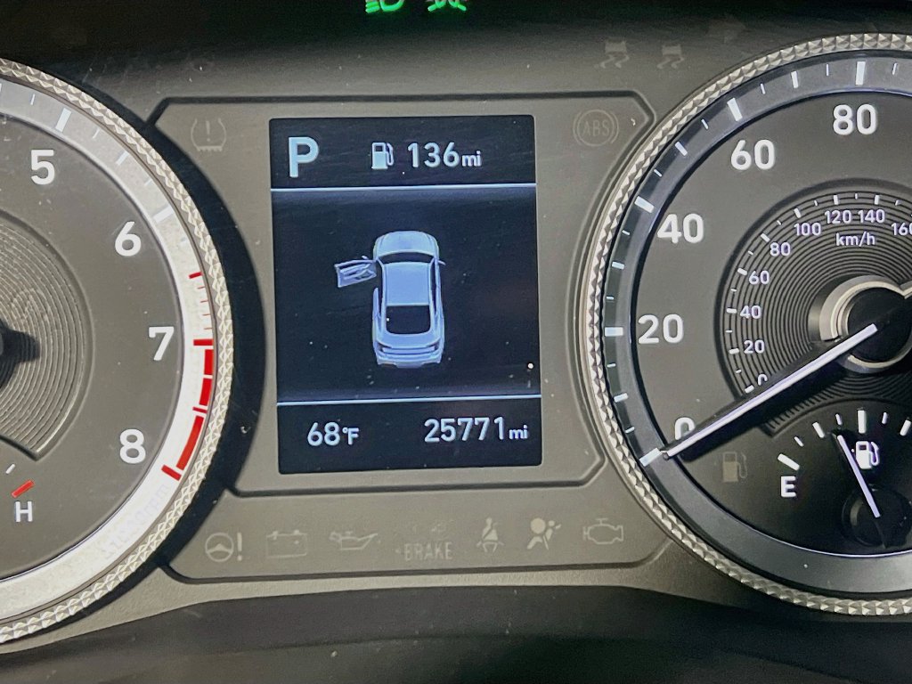 Used 2023 Hyundai Sonata SE FWD image 11