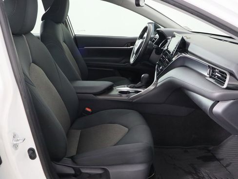 Used 2024 Toyota Camry LE w/ Convenience Package image 18