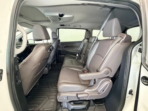 Used 2019 Honda Odyssey Touring image 4