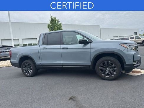 Used 2024 Honda Ridgeline Sport image 3
