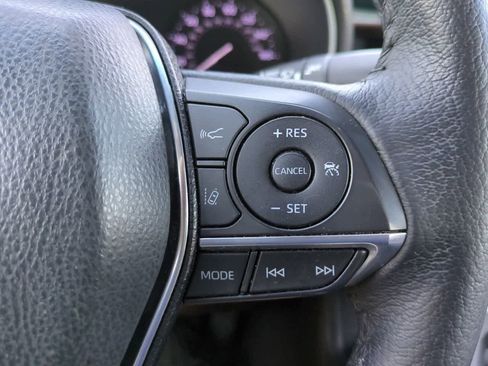 Used 2021 Toyota Avalon XLE image 24