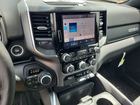 New 2026 RAM 1500 4x4 Crew Cab image 12