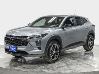 Used 2025 Chevrolet Trax RS FWD video 1