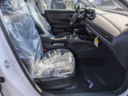 New 2026 Honda HR-V EX-L image 34
