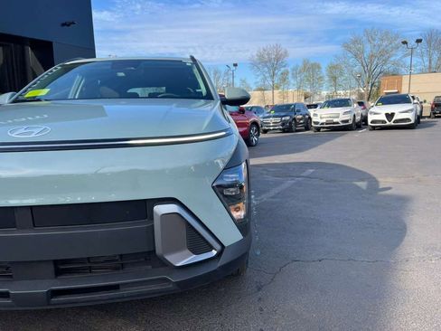 Used 2025 Hyundai Kona SEL image 23
