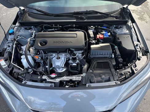 Used 2025 Honda Civic Sport image 28