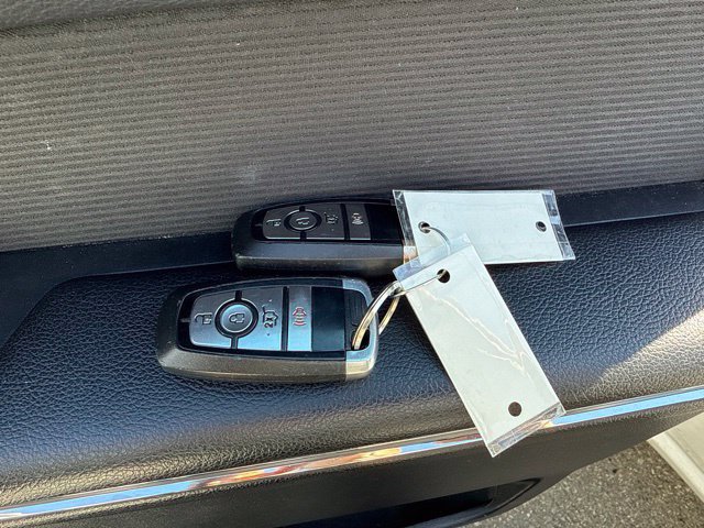 Used 2020 Ford Expedition XLT AWD/4WD image 16