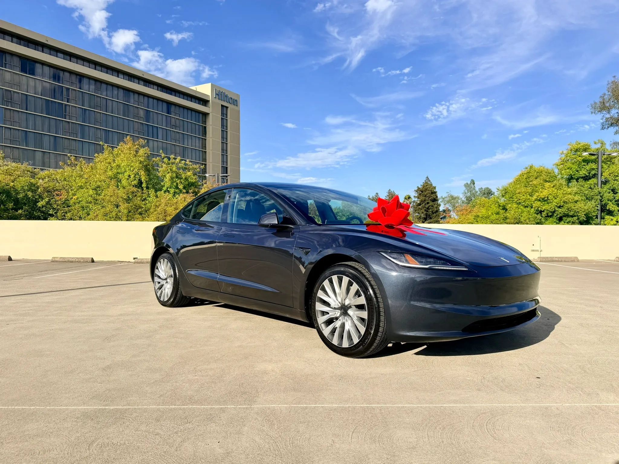 Used 2025 Tesla Model 3 Long Range RWD image 3