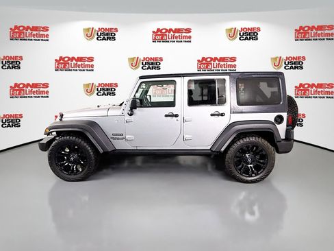 Used 2017 Jeep Wrangler Unlimited Sport w/ Quick Order Package 24S AWD/4WD image 11