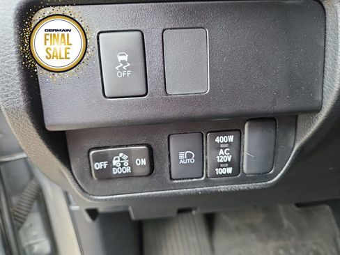 Used 2023 Toyota Tacoma TRD Sport image 27