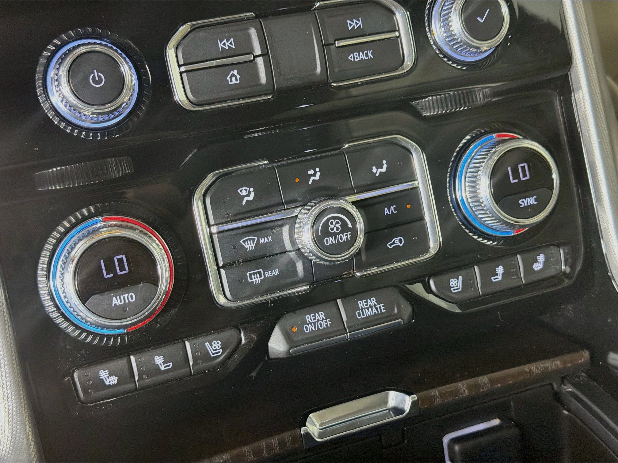 Used 2022 GMC Yukon Denali AWD/4WD image 24