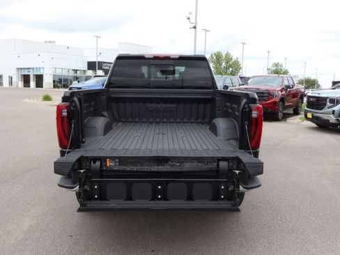 New 2025 GMC Sierra 2500 SLT w/ SLT Premium Package image 16
