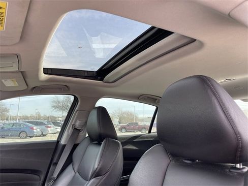 Used 2019 Acura TLX image 23