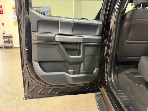 Used 2020 Ford F150 XLT w/ Equipment Group 302A Luxury AWD/4WD image 25