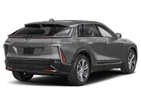 Used 2023 Cadillac Lyriq 2WD image 3