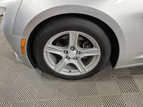Used 2016 Chevrolet Camaro LT image 29