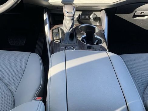 Used 2020 Toyota Highlander Limited AWD/4WD image 27