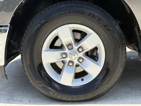 Used 2019 RAM 1500 Tradesman w/ Chrome Plus Package RWD image 12