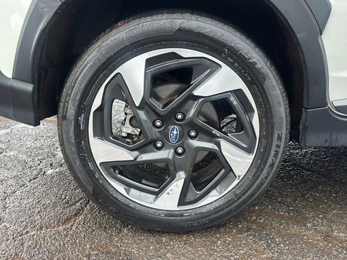 Used 2024 Subaru Crosstrek 2.5i Limited image 39