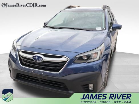 Used 2020 Subaru Outback Premium AWD/4WD image 3