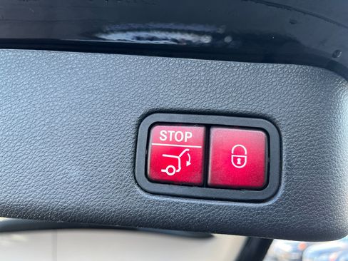 Used 2014 Mercedes-Benz ML 350 4MATIC image 15