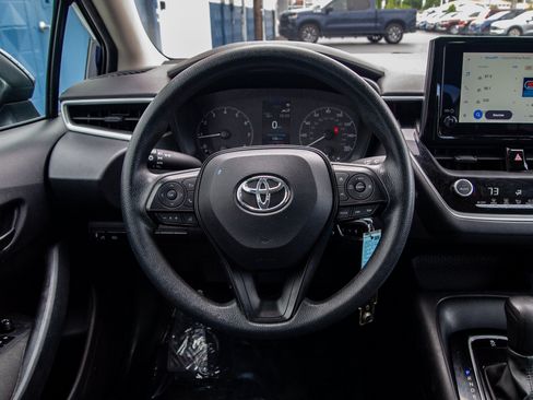 Used 2023 Toyota Corolla LE FWD image 21