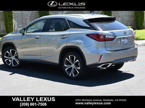 Used 2017 Lexus RX 350 AWD w/ Premium Package image 4