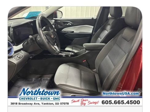 Used 2024 Chevrolet Trax LT w/ Driver Confidence Package image 9