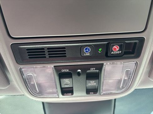 Used 2024 Honda Odyssey Touring image 30