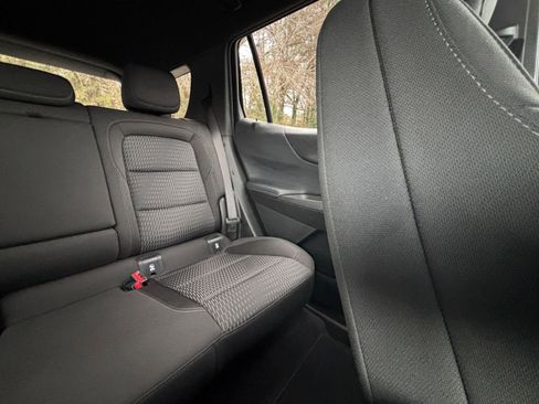 Used 2025 Chevrolet Equinox LT image 37