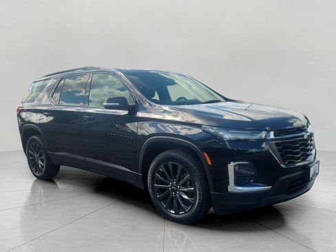 Used 2023 Chevrolet Traverse RS AWD/4WD image 1