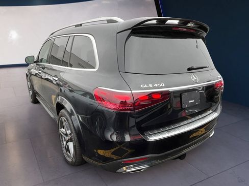 Used 2025 Mercedes-Benz GLS 450 4MATIC image 2
