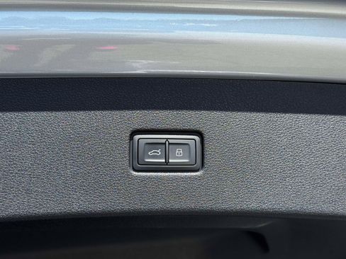 Used 2026 Audi RS Q8 performance image 26