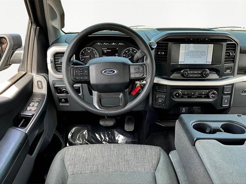 Used 2023 Ford F150 XLT image 5