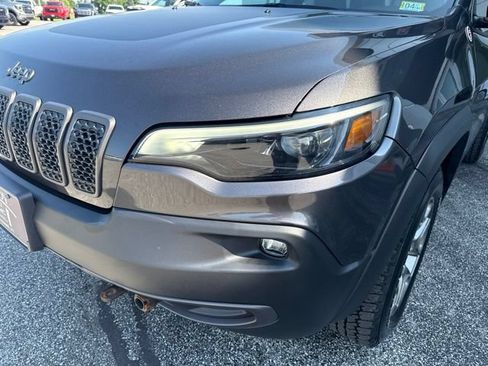 Used 2022 Jeep Cherokee Trailhawk w/ Sound & Nav Group AWD/4WD image 13