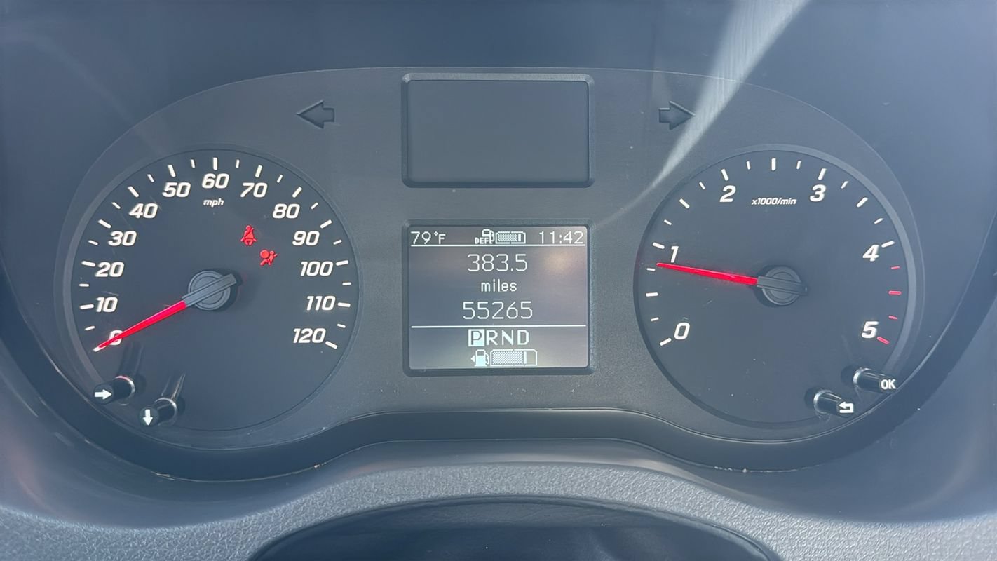 Used 2019 Mercedes-Benz Sprinter 144 image 21