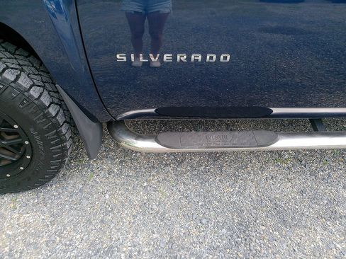Used 2011 Chevrolet Silverado 1500 LT w/ All-Star Edition AWD/4WD image 12