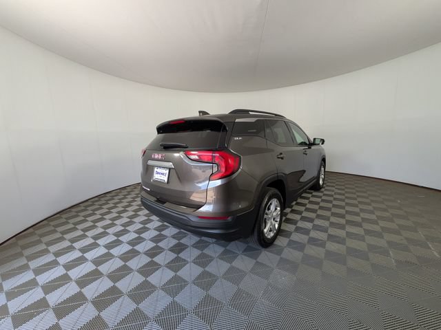 Used 2019 GMC Terrain SLE w/ Driver Convenience Package FWD image 4