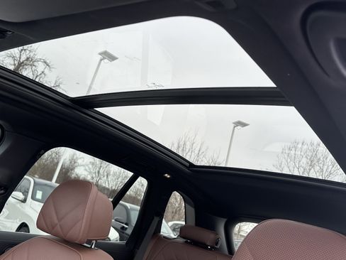 Certified 2025 BMW X5 xDrive40i w/ Climate Comfort Package image 29