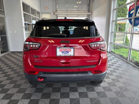 Used 2020 Jeep Compass Trailhawk AWD/4WD image 5