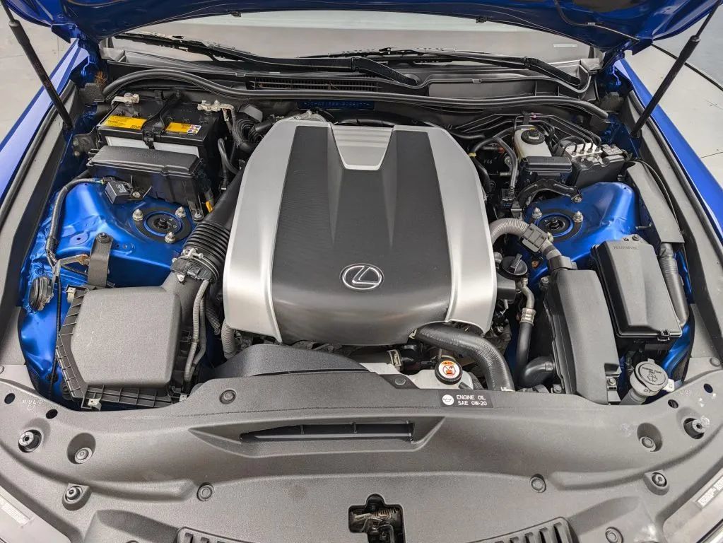 Used 2022 Lexus IS 350 F Sport w/ Memory Package AWD/4WD image 18