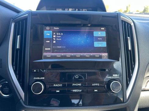 Used 2019 Subaru Forester Premium AWD/4WD image 4