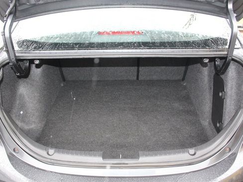 Used 2014 MAZDA MAZDA3 i Sport FWD image 16