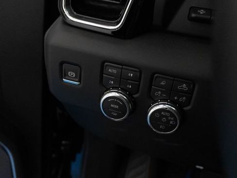 Used 2026 GMC Sierra 1500 Denali Ultimate AWD/4WD image 19