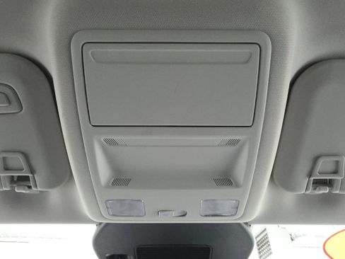 Used 2025 Ford Escape Platinum image 38