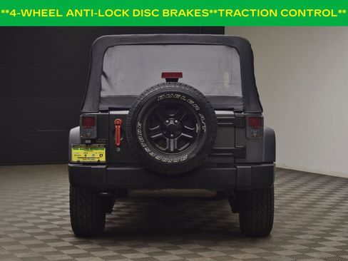Used 2017 Jeep Wrangler Unlimited Sport w/ Connectivity Group image 9