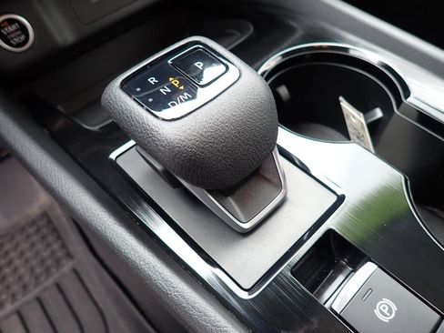 Used 2023 Nissan Rogue SV image 19