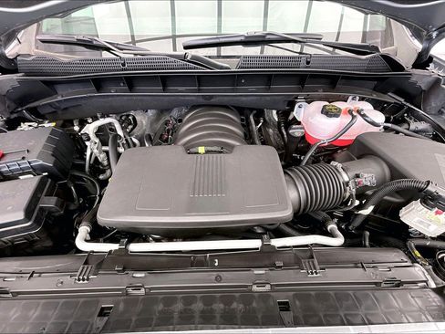 New 2026 GMC Sierra 1500 SLT image 18