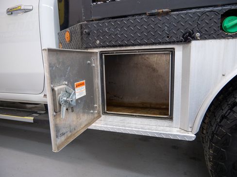 Used 2023 Chevrolet Silverado 3500 High Country w/ LPO, Hitch Package image 20