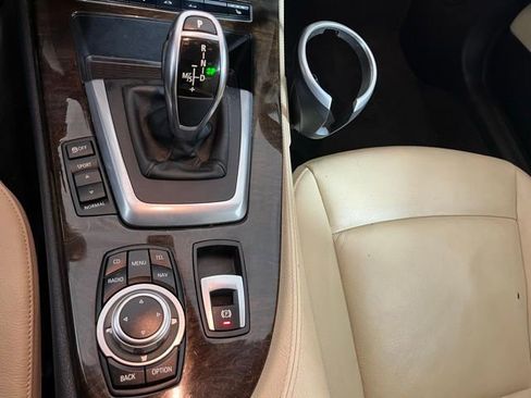 Used 2010 BMW Z4 sDrive35i image 27